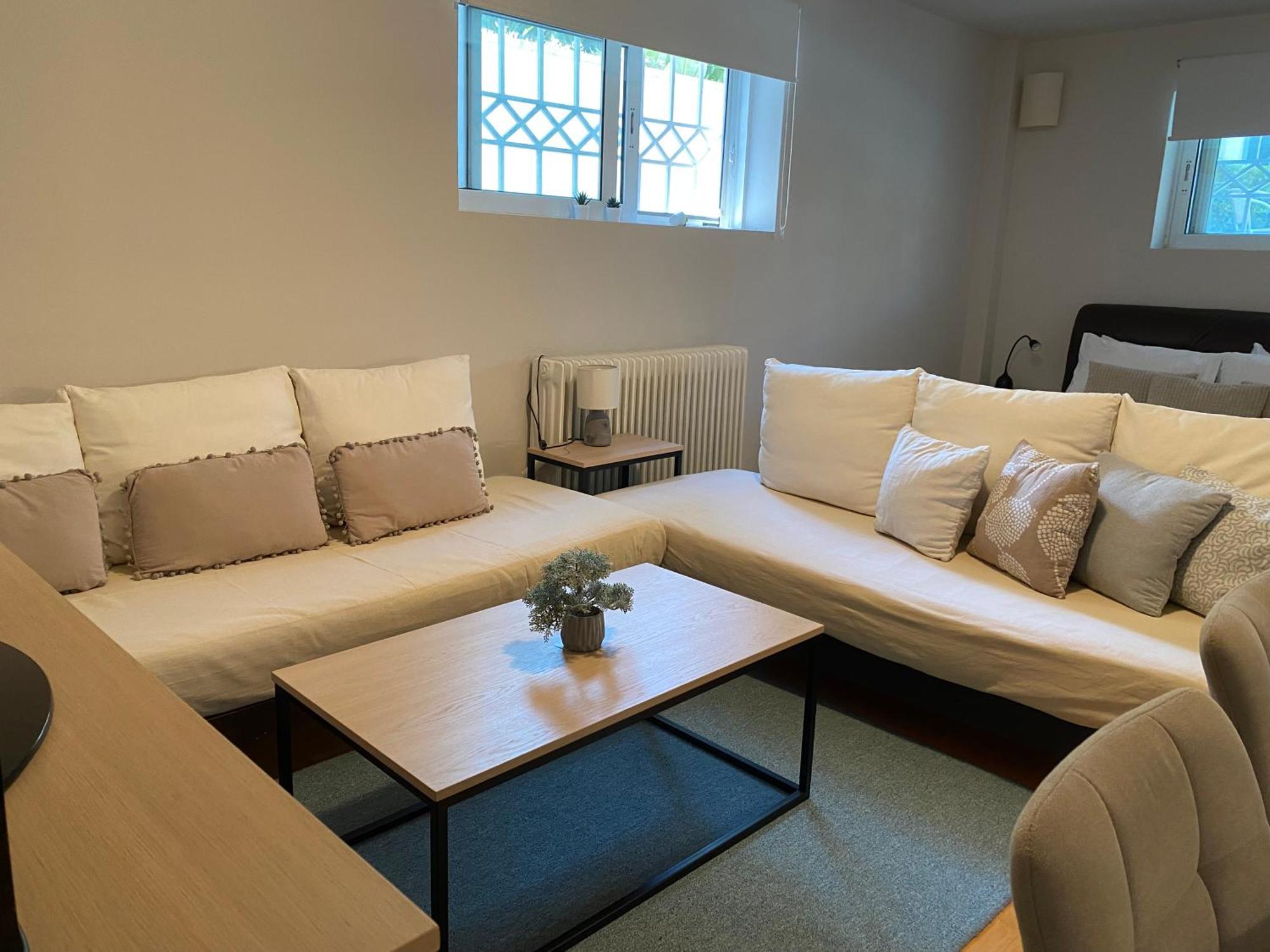 Bright, Cosy Studio Close To Glyfada Beach & Center Athen Eksteriør bilde